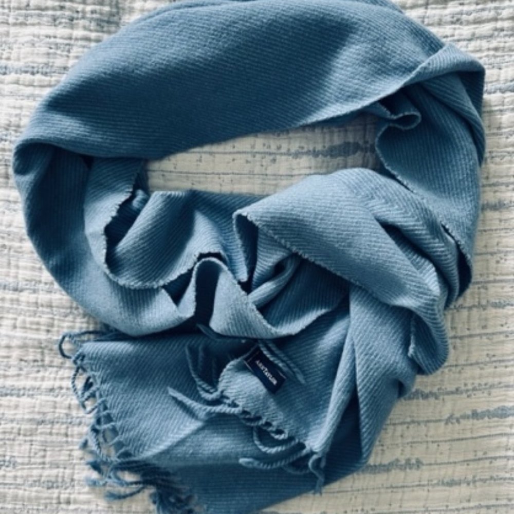 Women's Wool Scarf in Dusty Blue
